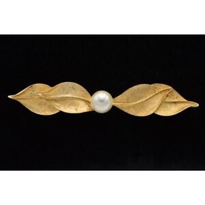 Francois Vintage Pin Brooch Brushed Gold Leaves Faux Pearl Bar Signed BinAC
